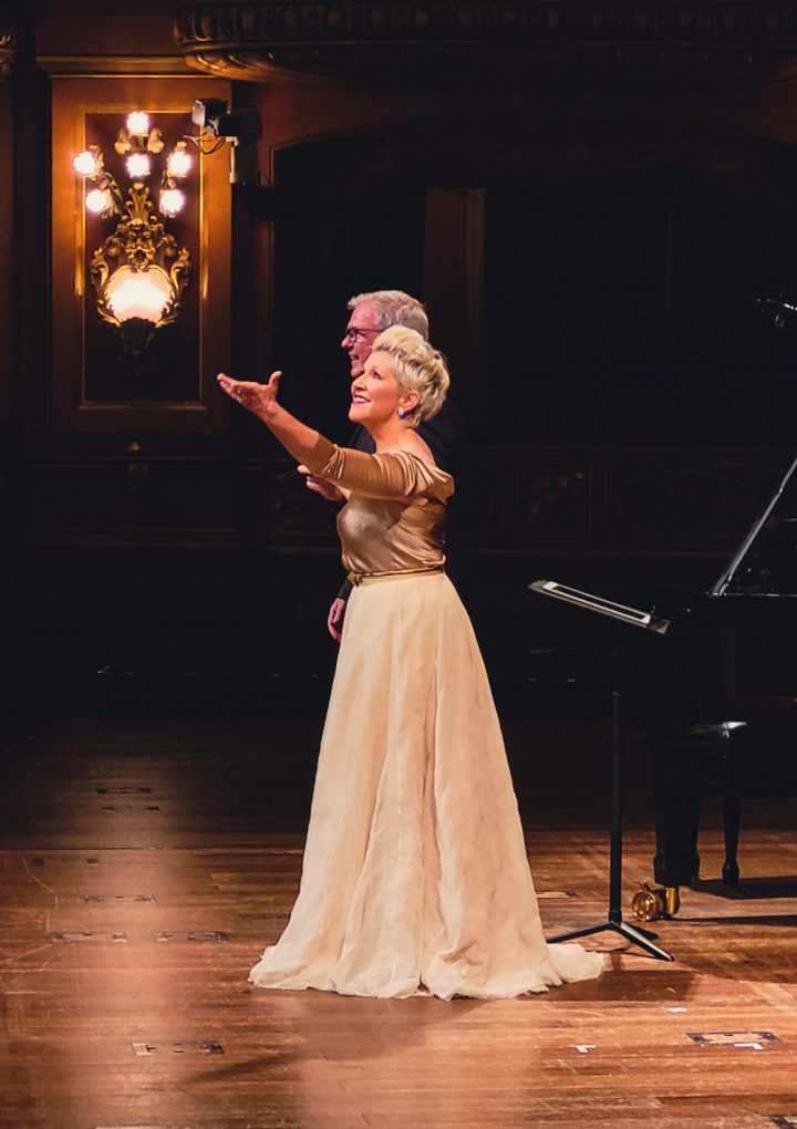 Joyce DiDonato brilla con su recital «Into the light», en el Teatro Colón